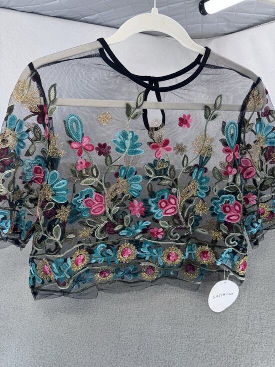 SheIn Tops - SHEIN VCAY Embroidered Floral Mesh Crop Top Women’s XL Black Sheer NWT
